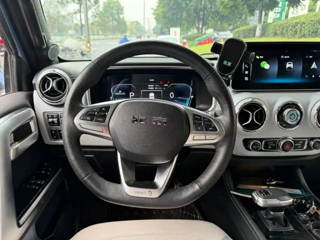 BAIC BJ40 — Фото автомобиля 14