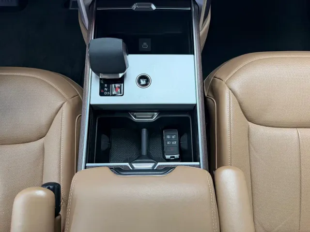 Land Rover Range Rover — Фото автомобиля 11