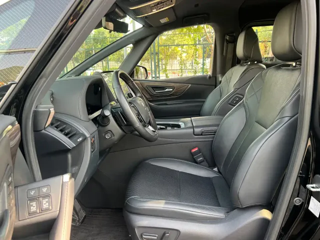 Toyota Vellfire — Фото автомобиля 10