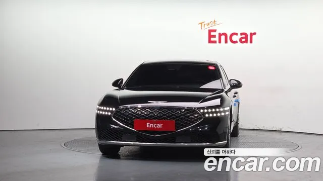 Genesis G90 Бензин 3.5 Turbo e-S/C AWD — Фото автомобиля 3