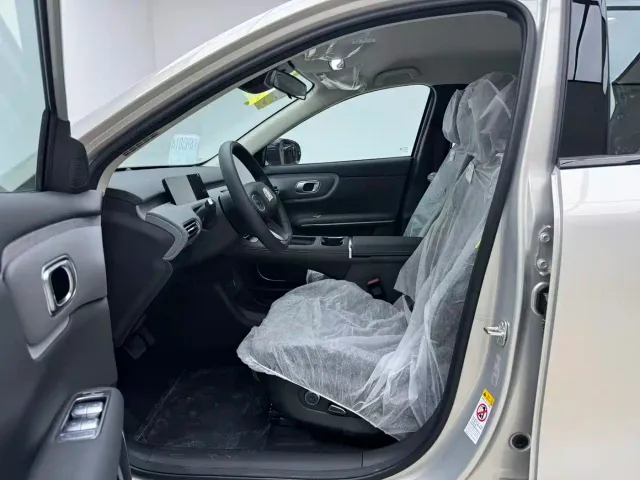 Changan Qiyuan Q05 — Фото автомобиля 8