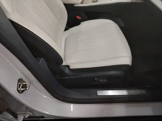 Geely Galaxy E8 — Фото автомобиля 24