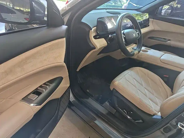 Changan CS75 Plus — Фото автомобиля 15
