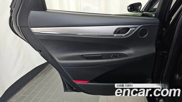 Hyundai Grandeur Grandeur (New) — Фото автомобиля 14