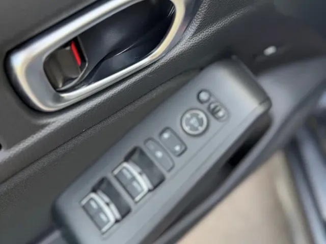 Honda Civic — Фото автомобиля 12
