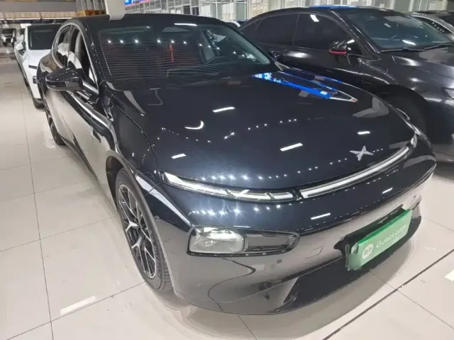 Xpeng P7 — Фото автомобиля 3
