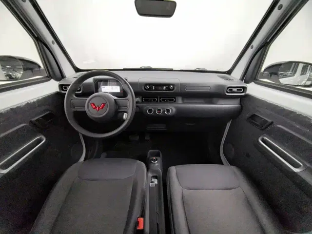Wuling Zhiguang NEV — Фото автомобиля 5