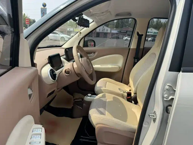 Wuling Hongguang Mini EV — Фото автомобиля 14