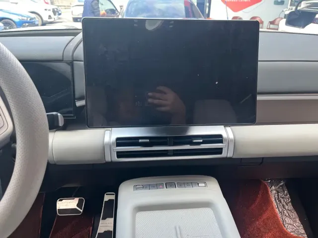 BYD FangChengBao Titanium 7 — Фото автомобиля 10