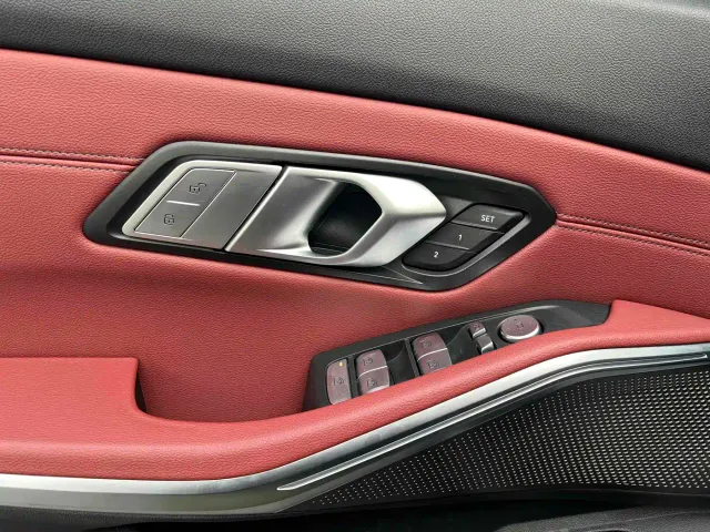 BMW 3 Series — Фото автомобиля 21