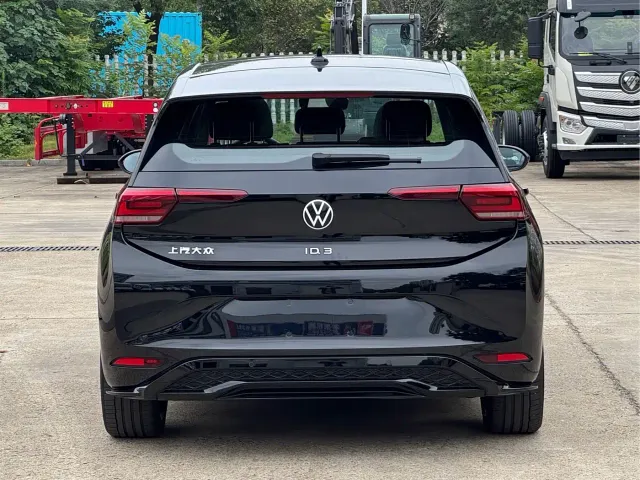 Volkswagen ID.3 — Фото автомобиля 10