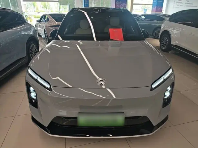 Nio ES6 — Фото автомобиля 2