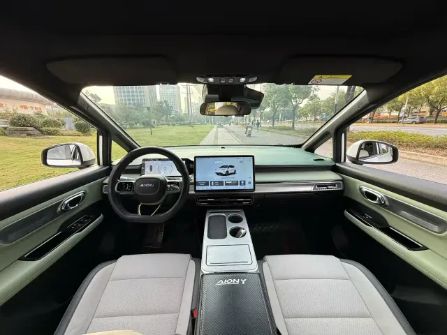 GAC Aion Y — Фото автомобиля 5