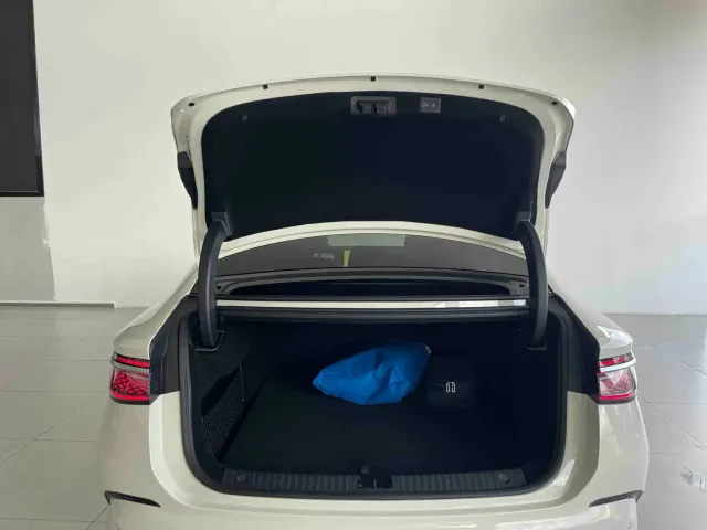BYD Seal 07 DM-i — Фото автомобиля 14