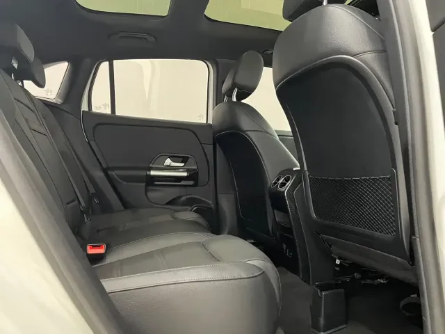 Mercedes-Benz GLA-Class — Фото автомобиля 16