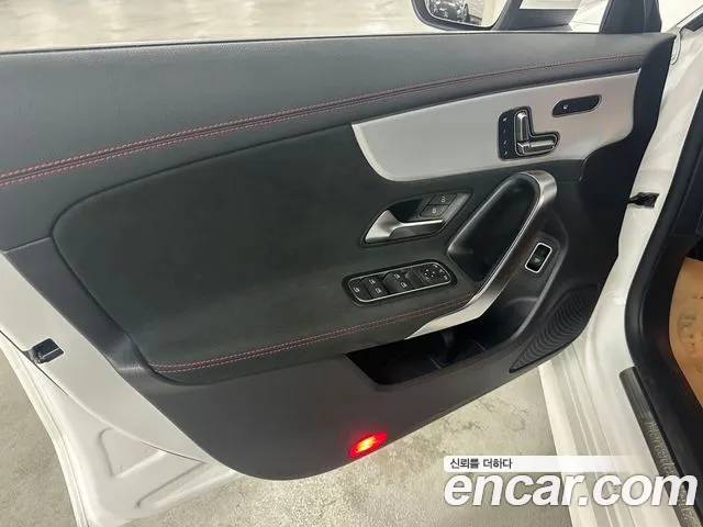 Mercedes-Benz CLA-Class — Фото автомобиля 15