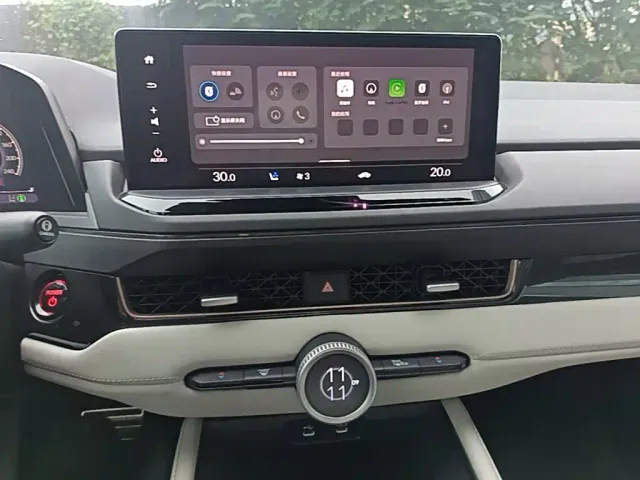 Honda Inspire Hybrid — Фото автомобиля 12
