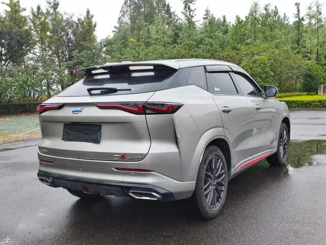 Changan Z6 — Фото автомобиля 11