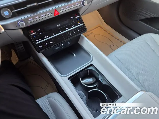 Hyundai Grandeur GN7 — Фото автомобиля 11