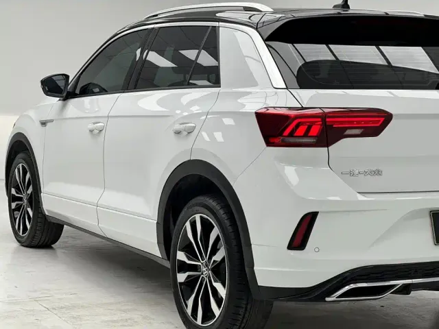 Volkswagen T-Roc — Фото автомобиля 18