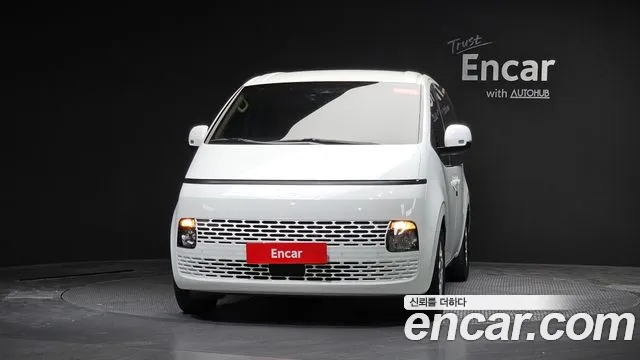 Hyundai Staria Staria 4WD Tourer 11 мест — Фото автомобиля 3