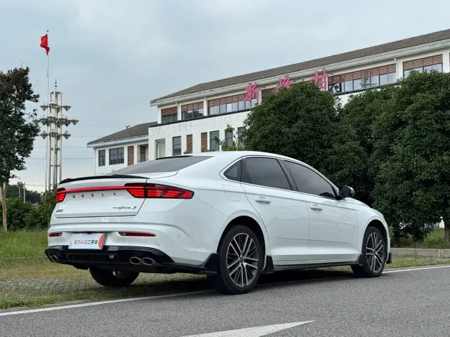 Geely Xingrui — Фото автомобиля 4