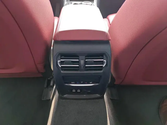 BMW i3 — Фото автомобиля 19