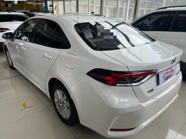 Toyota Corolla — Фото автомобиля 9