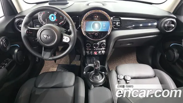 MINI Cooper — Фото автомобиля 7