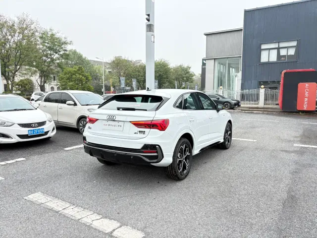 Audi Q3 Sportback — Фото автомобиля 5