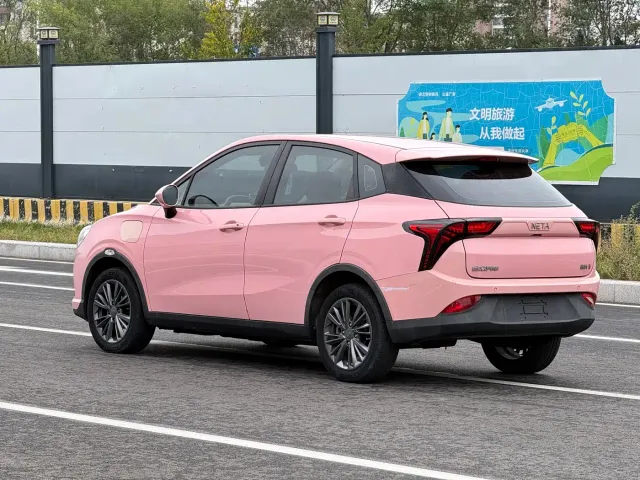 Nezha Auto Nezha V 2021 Long Range Entertainment Edition — Фото автомобиля 6