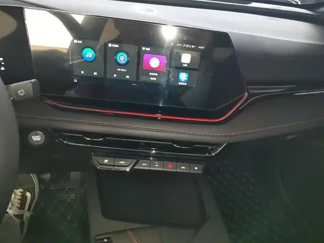 Changan X5 Plus — Фото автомобиля 12