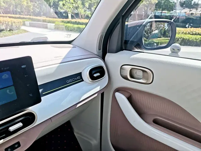 Geely Panda — Фото автомобиля 13