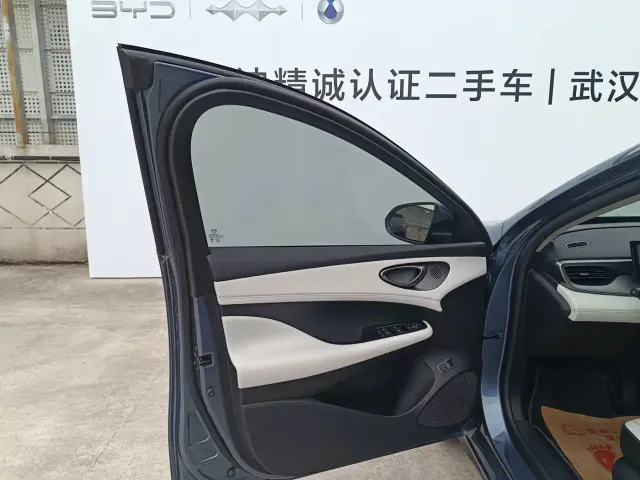 BYD Seal 05 DM-i — Фото автомобиля 6