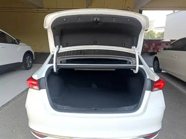 Buick Verano — Фото автомобиля 18