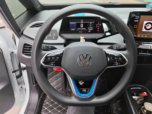 Volkswagen ID.3 — Фото автомобиля 15
