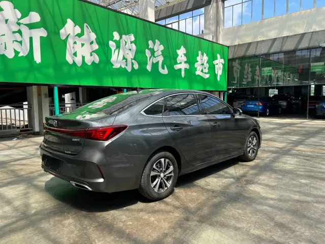 Changan Eado — Фото автомобиля 10