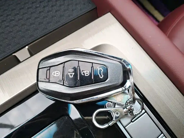 Jetour X70 — Фото автомобиля 8