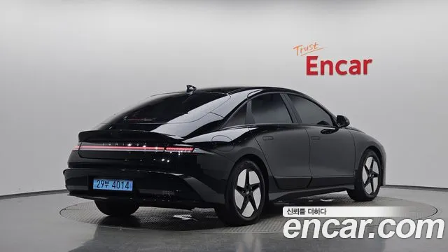Hyundai Ioniq6 — Фото автомобиля 2