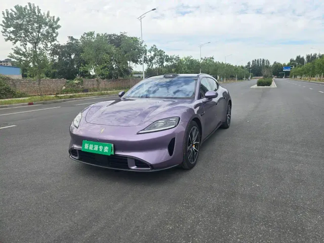 Фотография автомобиля — Shangjie Z7T