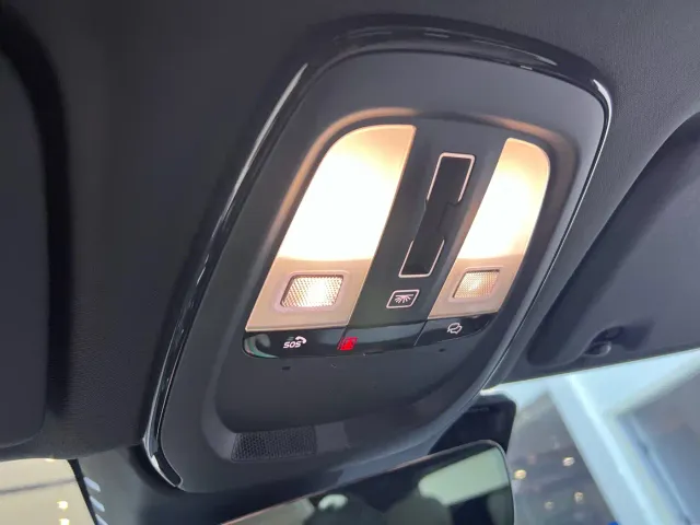 Volvo XC60 — Фото автомобиля 18