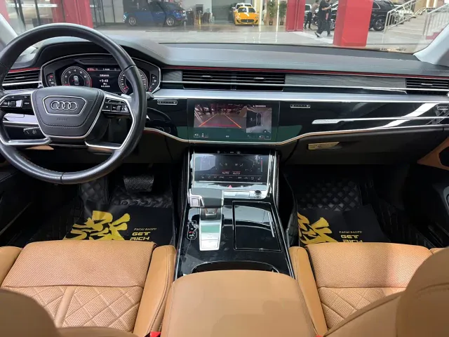 Audi A8 — Фото автомобиля 9