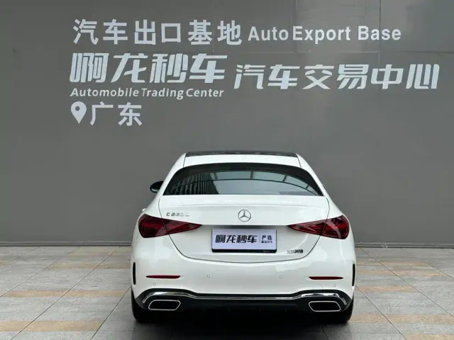 Mercedes-Benz C-Class — Фото автомобиля 4