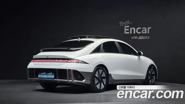 Hyundai Ioniq 6 — Фото автомобиля 2