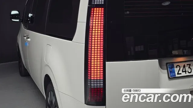 Hyundai Staria — Фото автомобиля 8