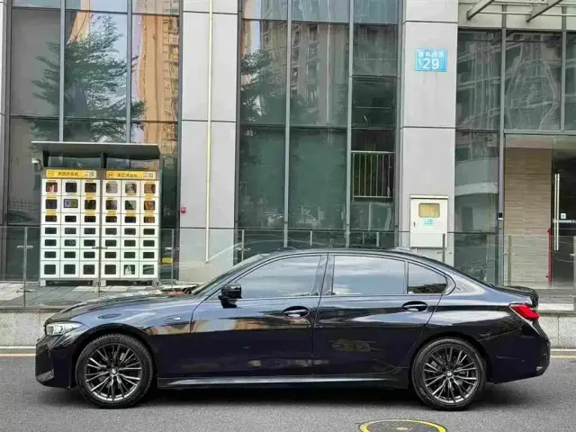 BMW 3 Series — Фото автомобиля 3
