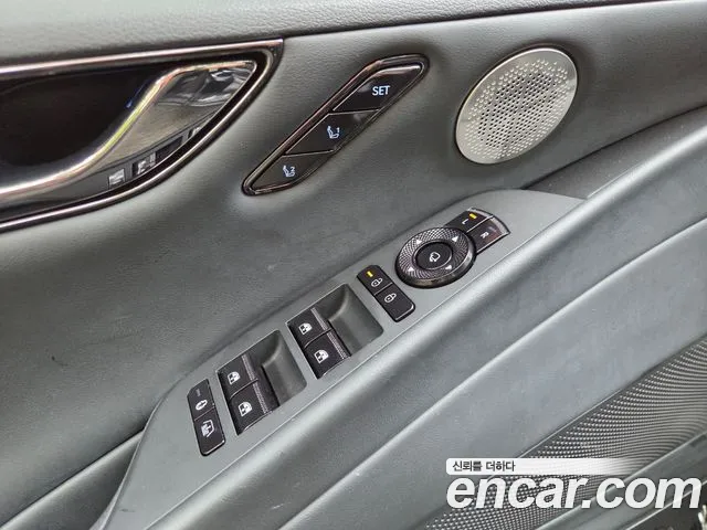 Genesis G80 RG3 — Фото автомобиля 15