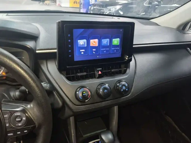 Toyota Corolla Cross — Фото автомобиля 12
