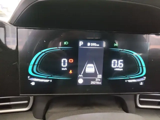 Hyundai Elantra — Фото автомобиля 7