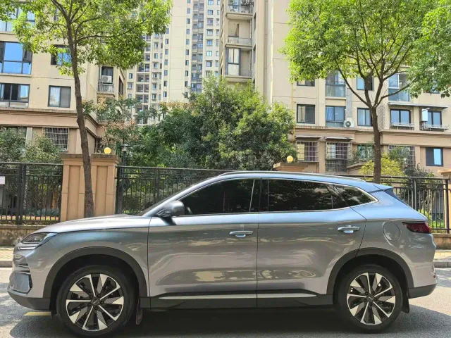 BYD Song PLUS — Фото автомобиля 17
